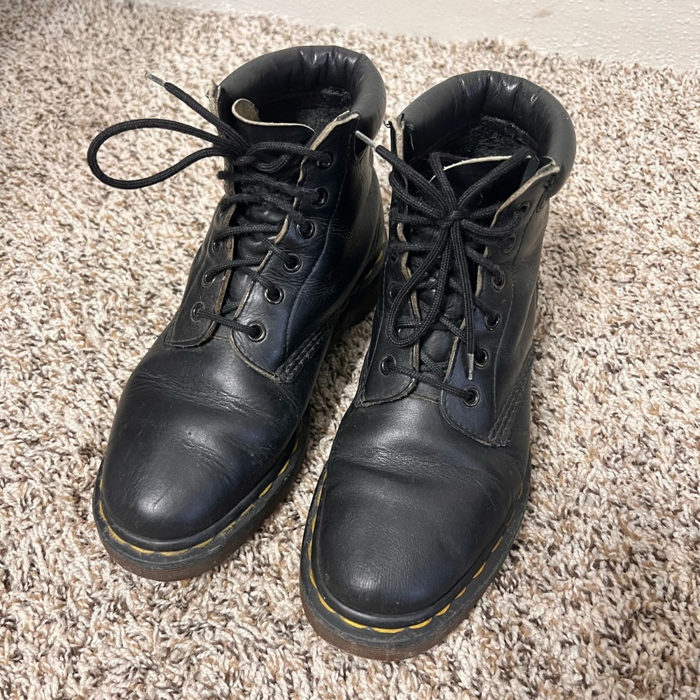 Dr. Martens 939 Ben Boots Black Leather
Lace Up Vintage 90's